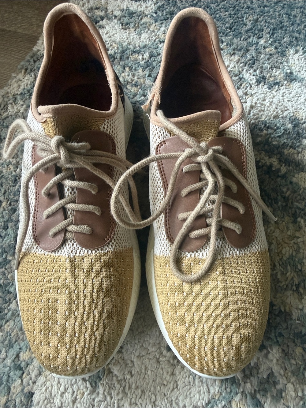 L’Amor Des Pieds Women’s Casual Knit Sneakers - Beige, White & Leopard